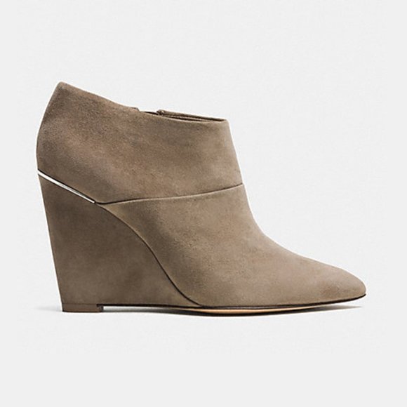 COACH Oakdale Bootie in Slate, Leather Pointed Ankle Booties Shoes. Size: 5.5 - Picture 1 of 14